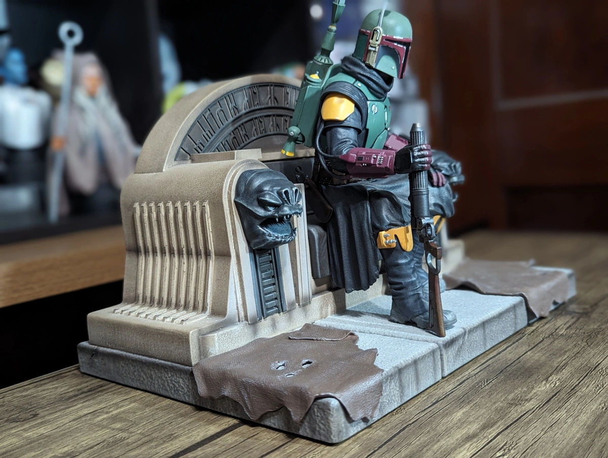 Star Wars: The Mandalorian - Boba Fett (on Throne Statue) Premier Collection Statue - The Cons