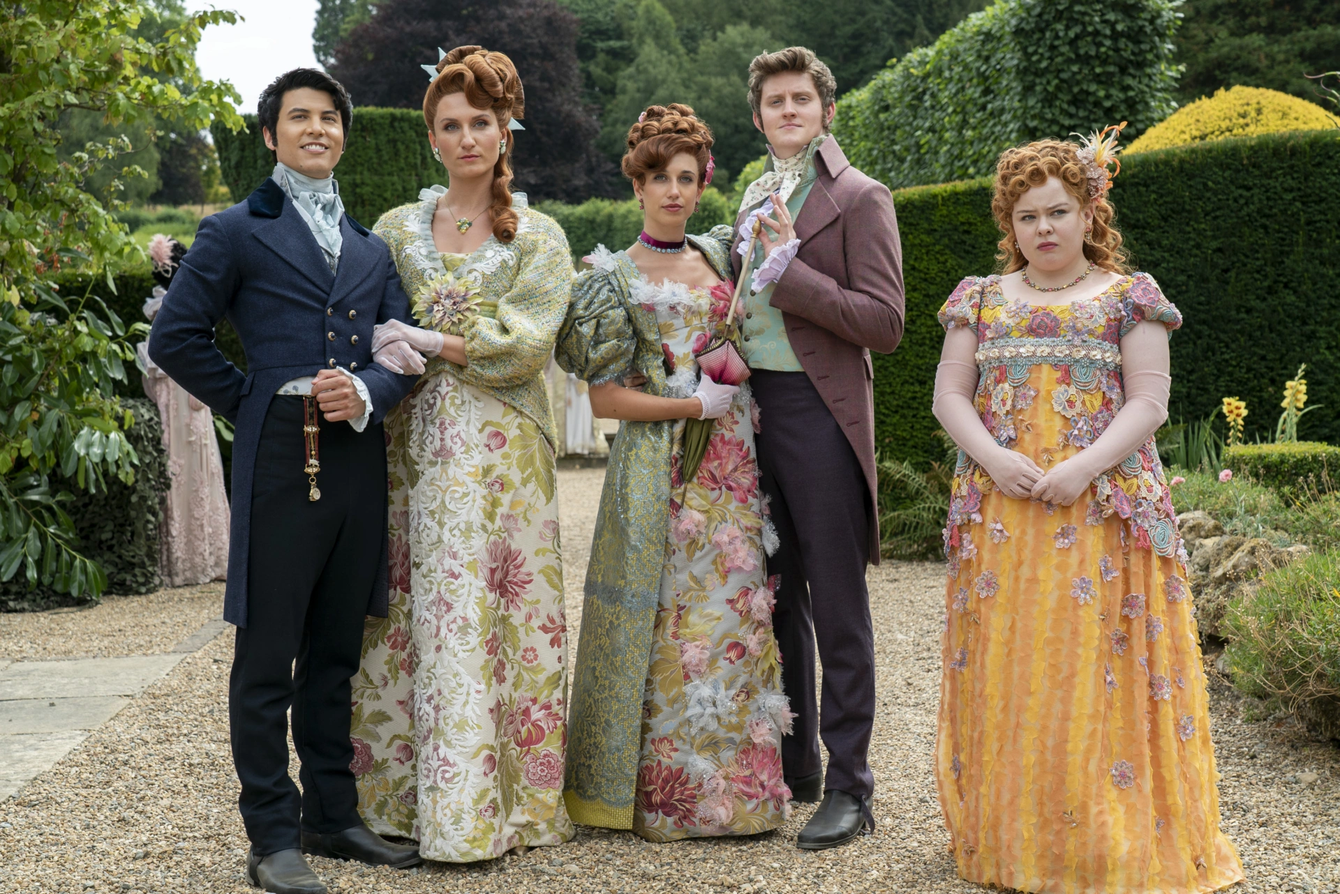 WATCH THE ONE-MINUTE CLIP FROM BRIDGERTON SEASON 3 BELOW!
