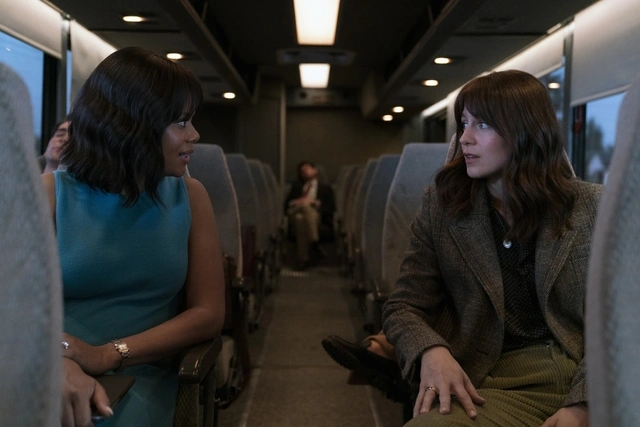 CHECK OUT THE FIRST LOOK IMAGES FOR THE GIRLS ON THE BUS BELOW!