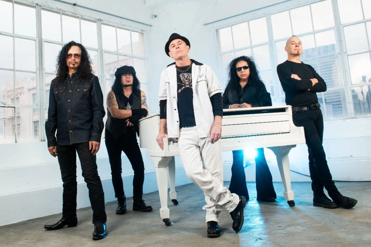 Armored Saint Photo by Stephanie Cabral