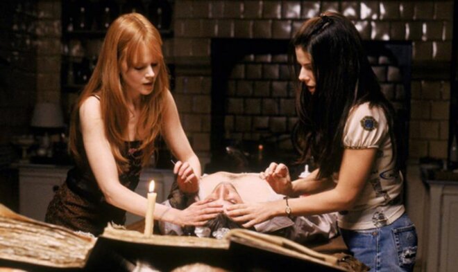 Nicole Kidman and Sandra Bullock prepare to raise the dead in Practical Magic