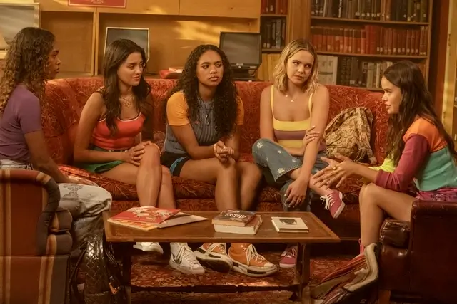 Zaria Maia Reficco Chandler Kinney Bailee Madison Malia Pyles