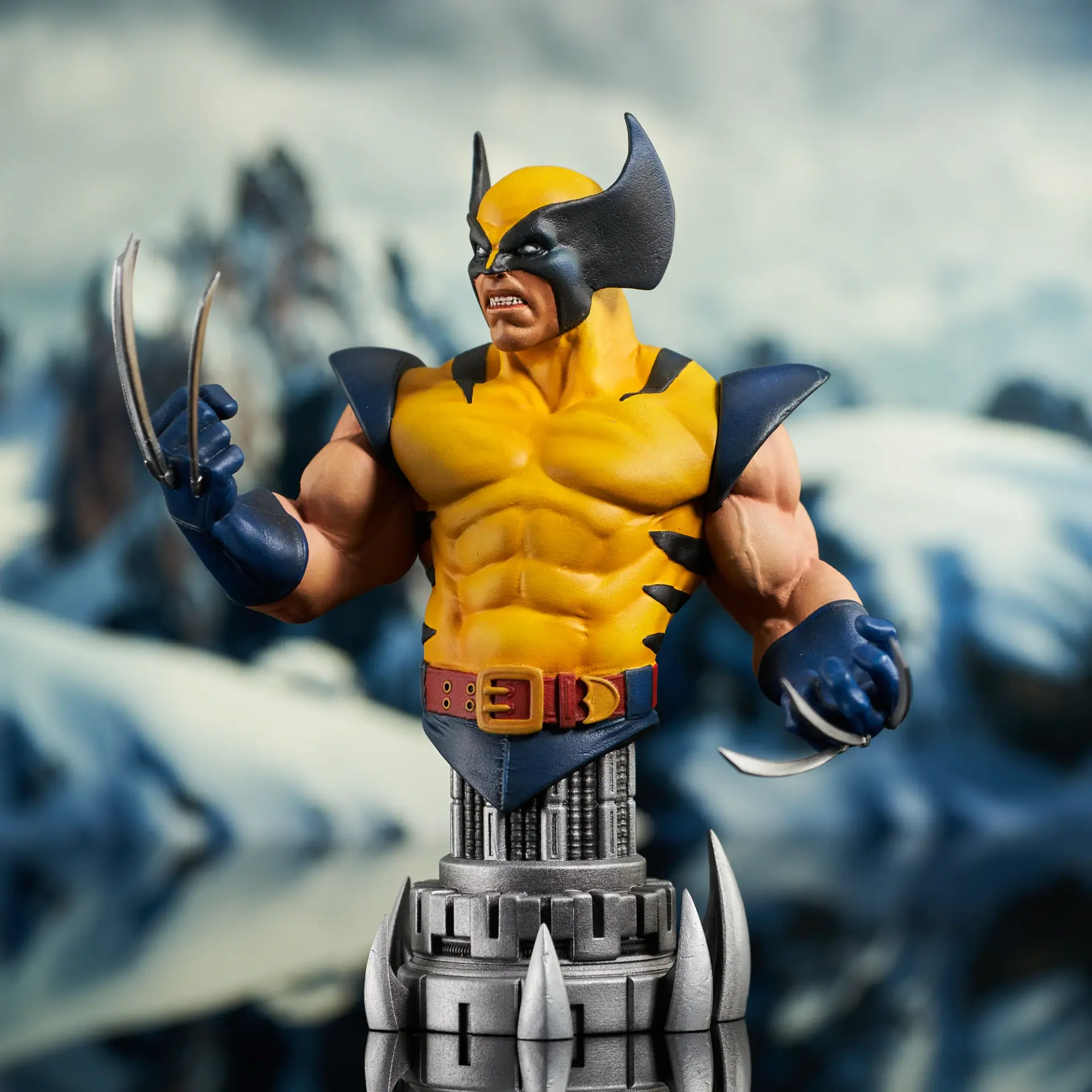 Marvel WolverineYellow Bust 03