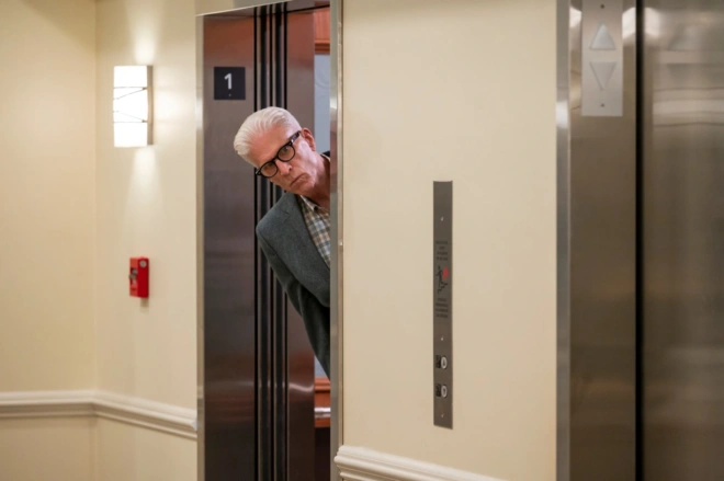 Ted Danson as Charles, peering out of an elevator in 'A Man on the Inside'
