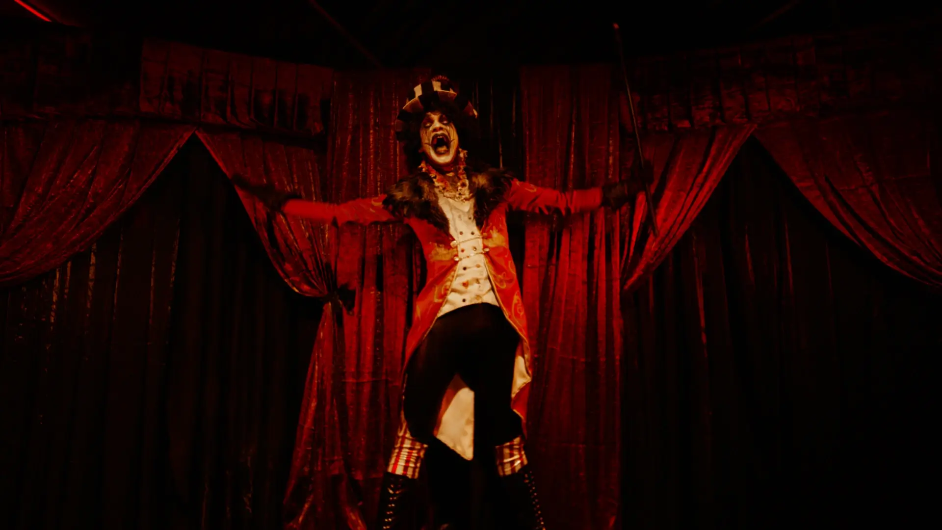 Dark Harbor Halloween Experience Returns To Long Beach With Deep Lineup Of Haunted Houses