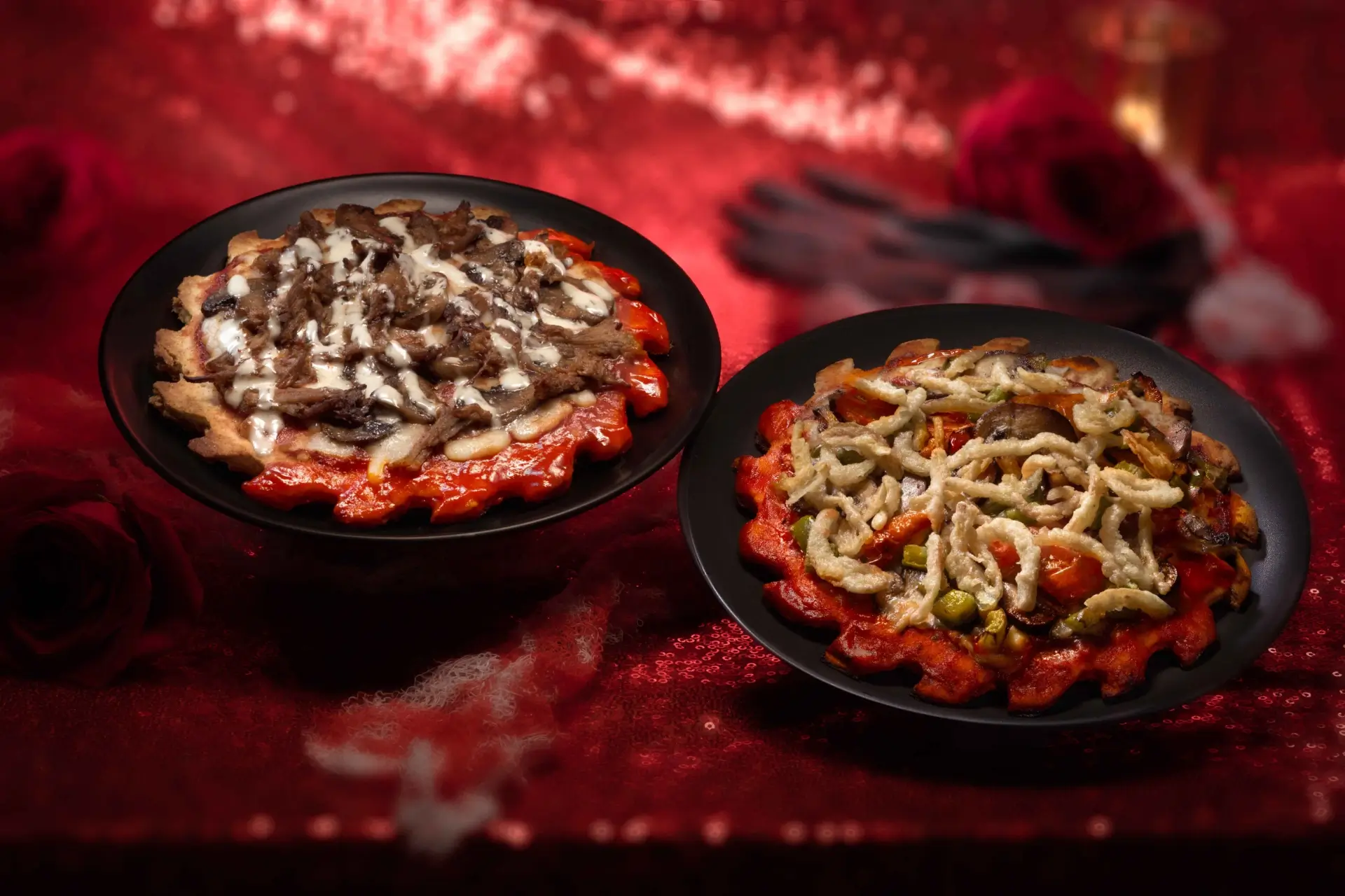 HHN 2024 Food The Weeknd Saw Blade Flatbreads