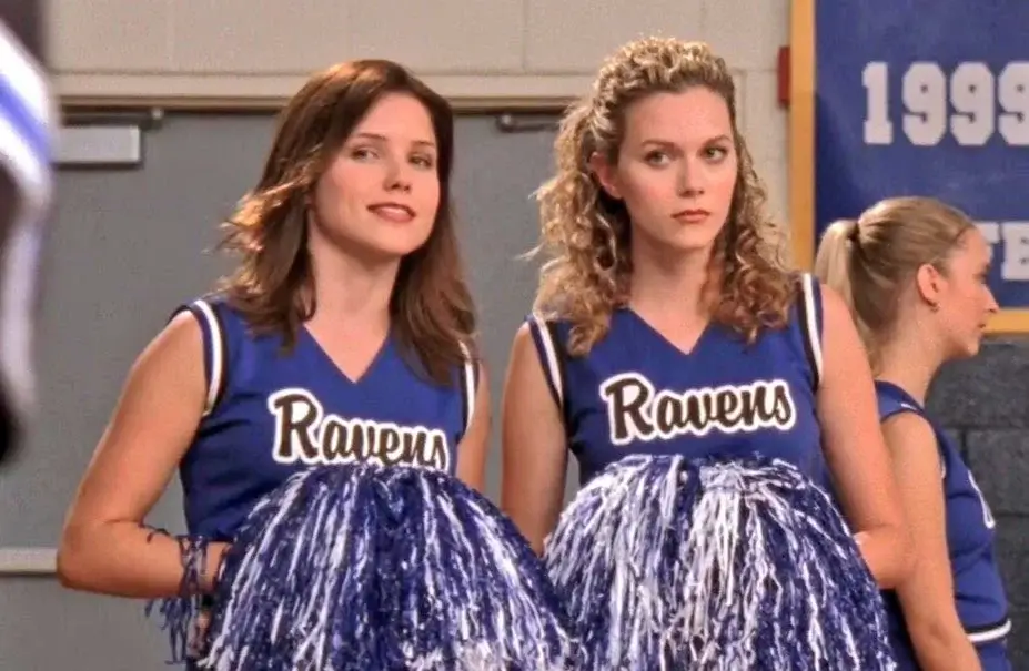 Sophia Bush as Brooke and Hilarie Burton as Peyton in One Tree Hill