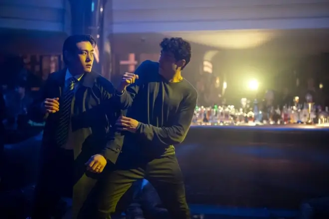 Noah Centineo Heads To Korea In 'The Recruit' Season 2