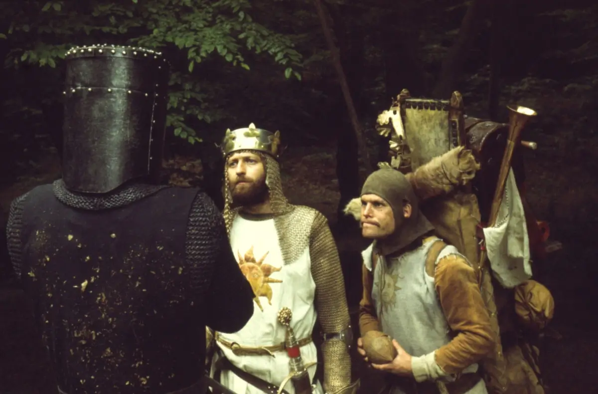 Monty Python AndTheHolyGrail 01