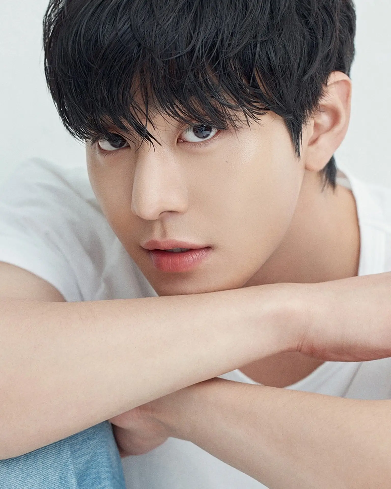 Ahn Hyo-seop headshot