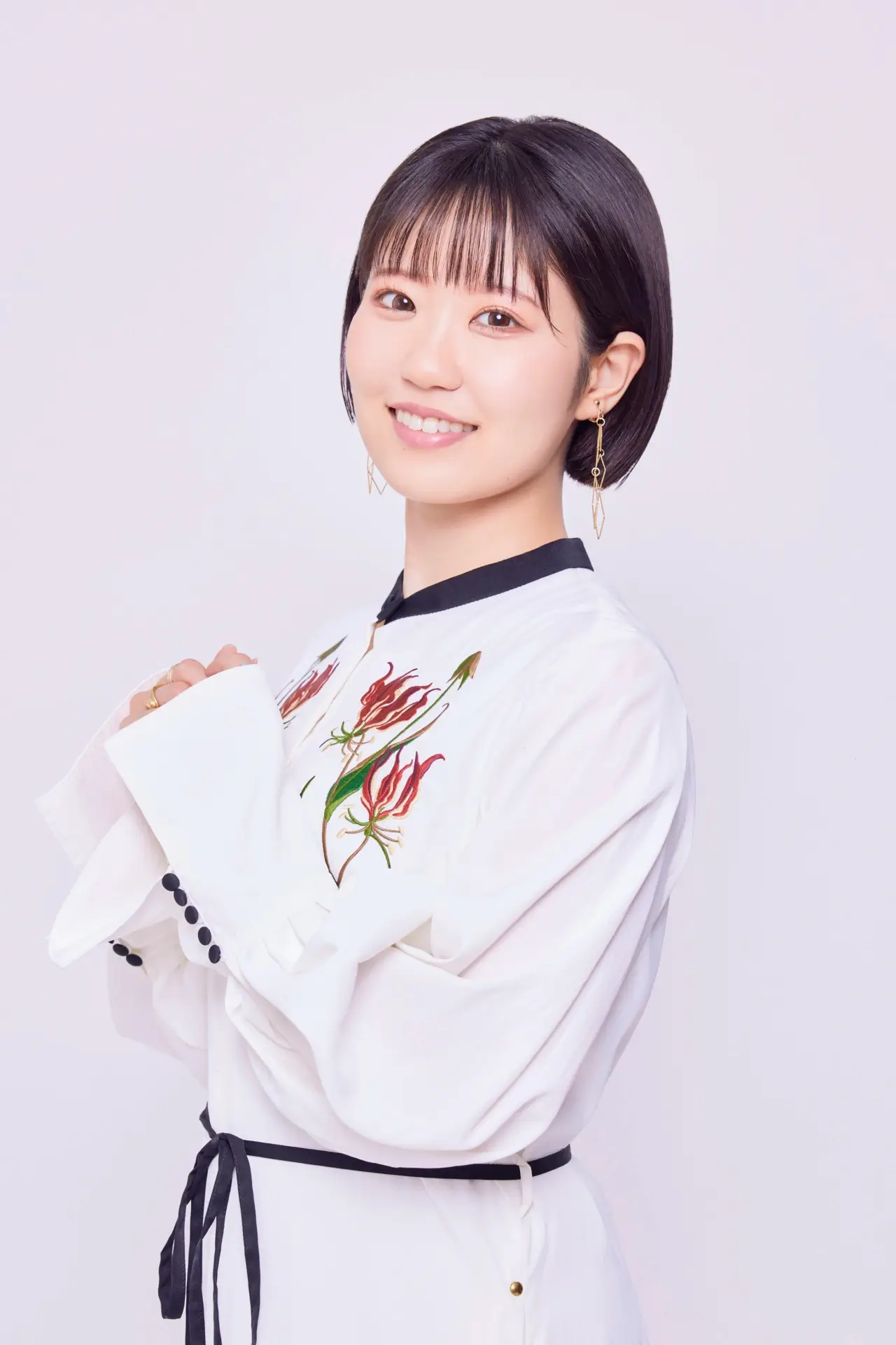 Nao Toyama photo