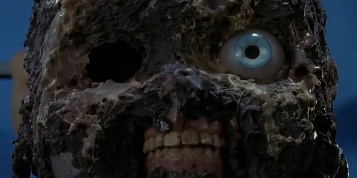 Childs Play 2 Chuckys Burnt Face Stares Blankly
