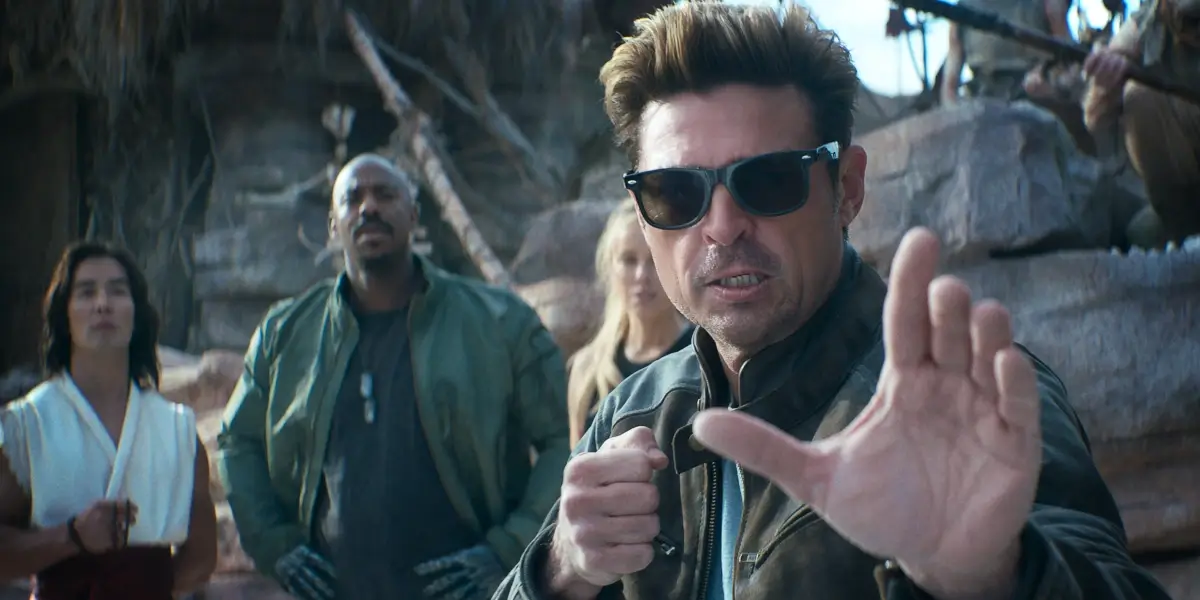 Mortal Kombat II Ludi Lin Mehcad Brooks And Jessica McNamee Watch As Karl Urban Strikes A Fighting Pose