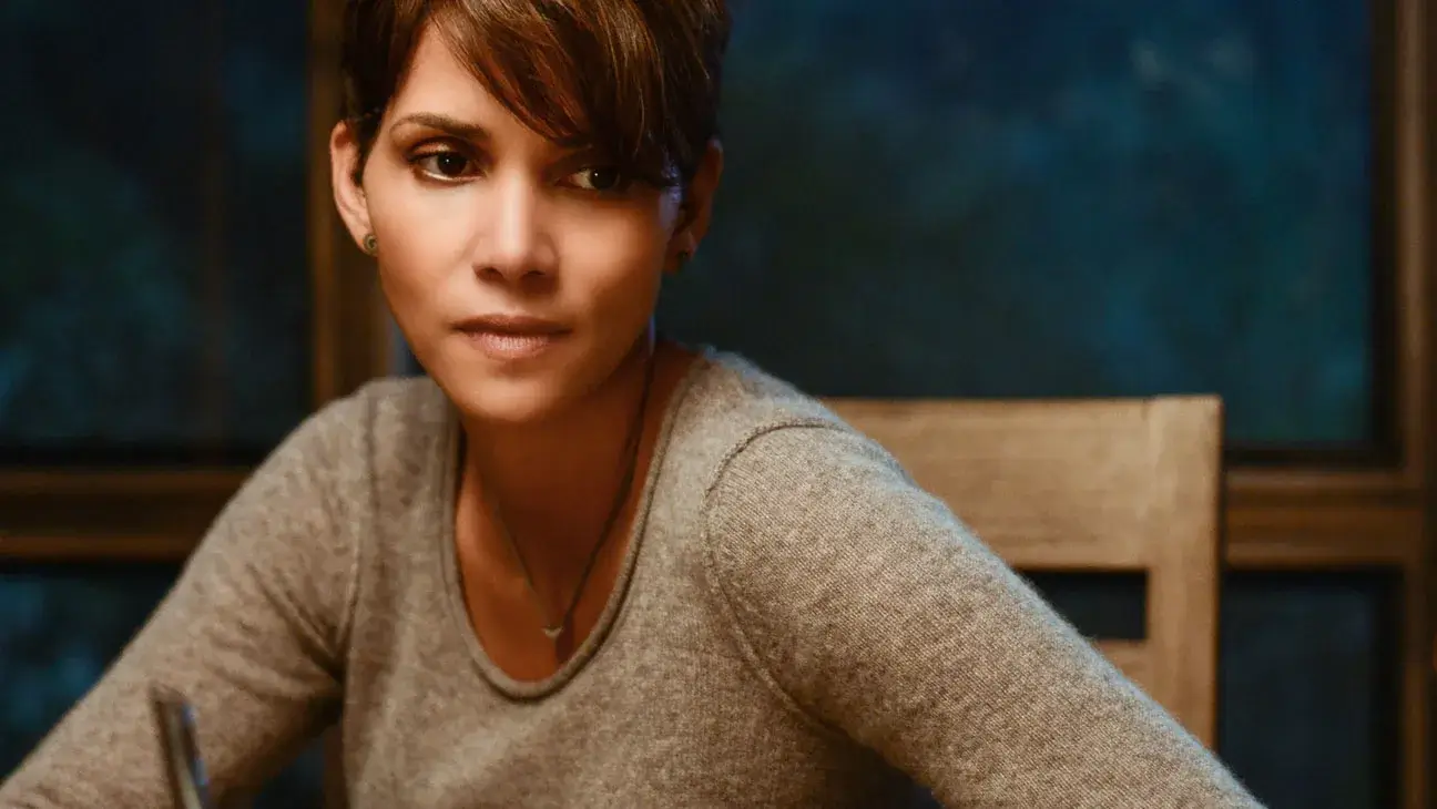 Extant Halle1 Berry A L