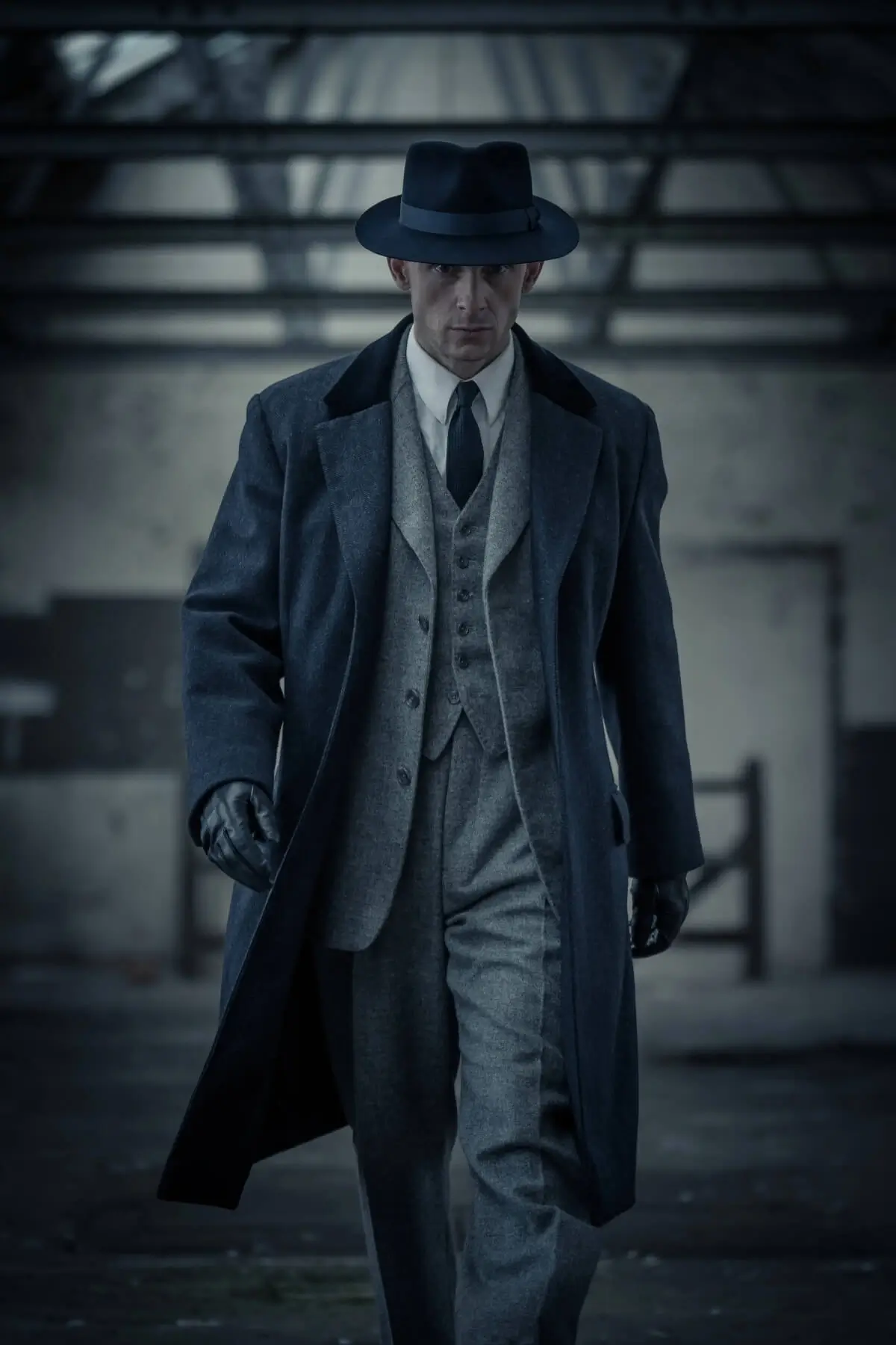 Peajy Blinders A Determined Jamie Bell Walks Towards The Camera In Full Finery 1 1