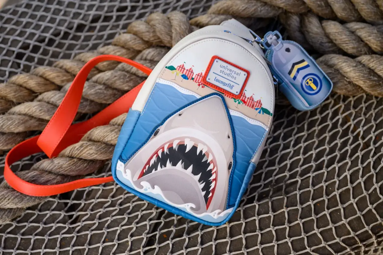 Jaws themed merch at Universal Studios Orlando. 