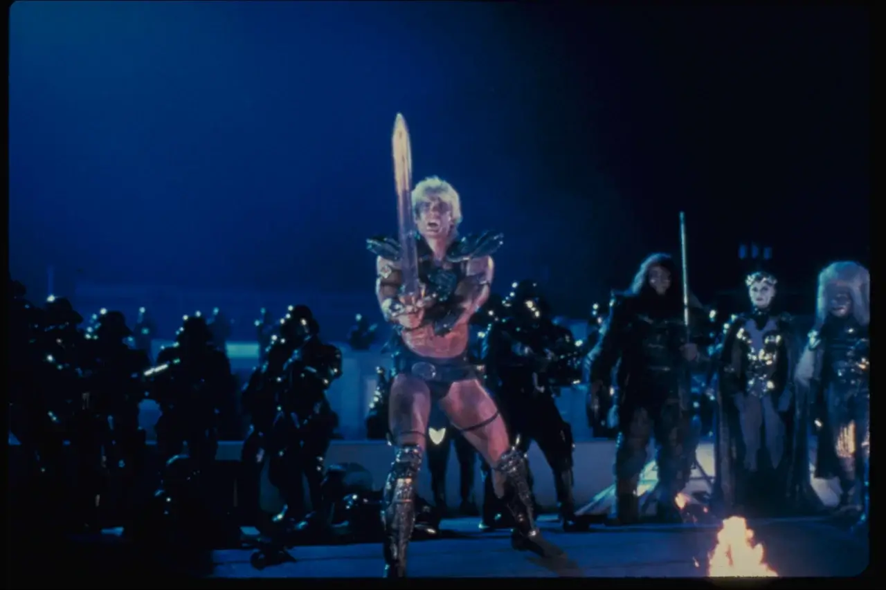 Dolph Lundgren in Masters of the Universe.