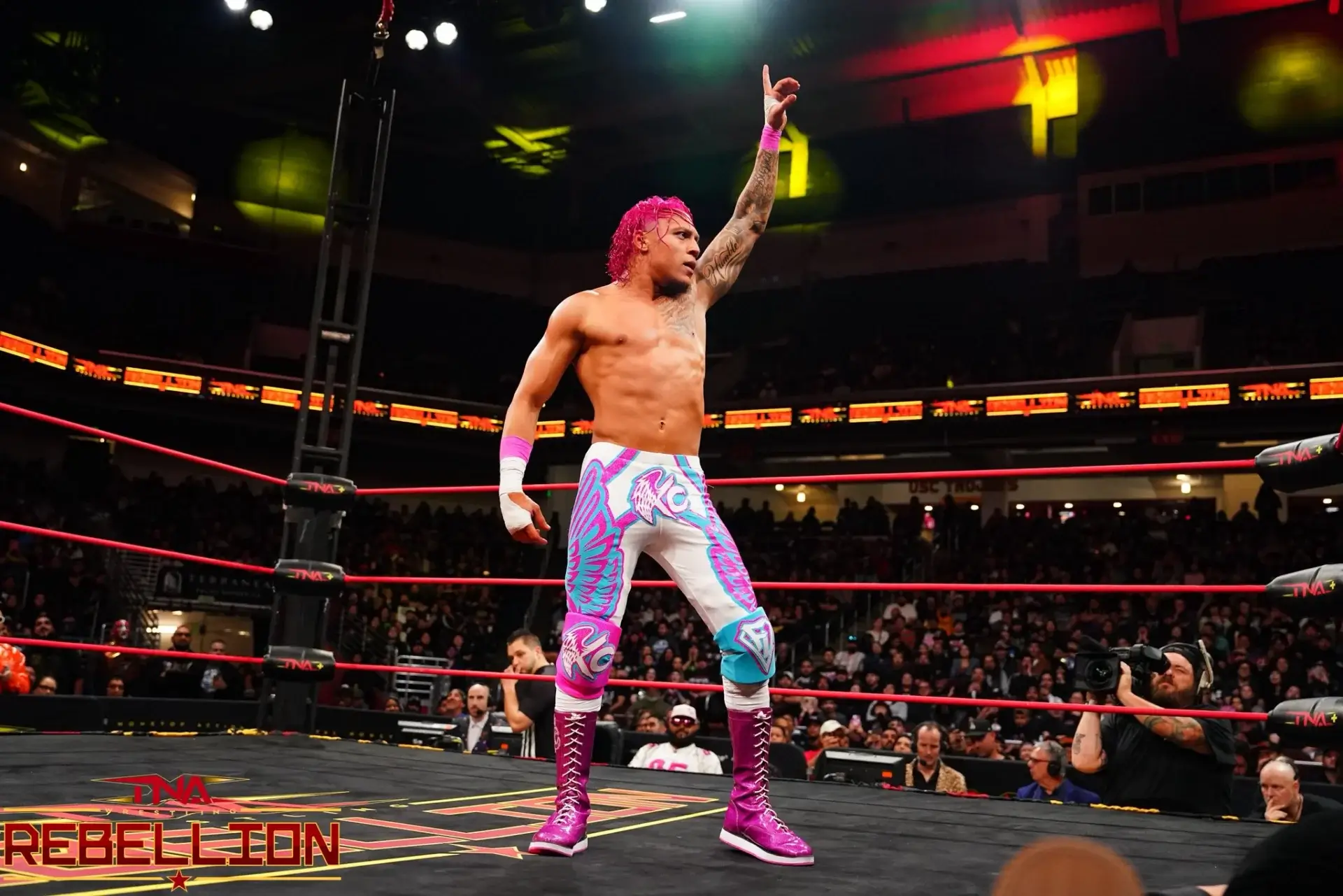 KC Navarro prepares for an Ultimate X match