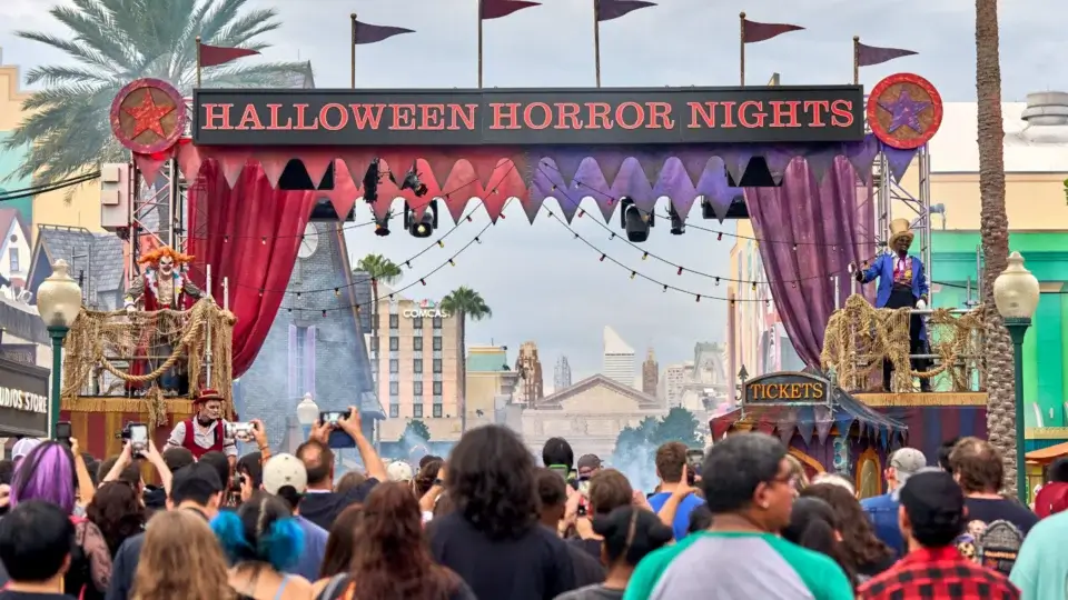 Horror Nights 2026 opening day