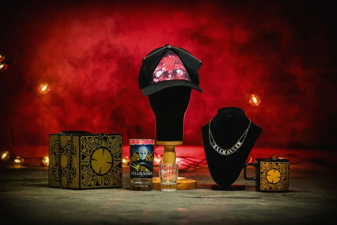 Hellraiser merch at Horror Nights.