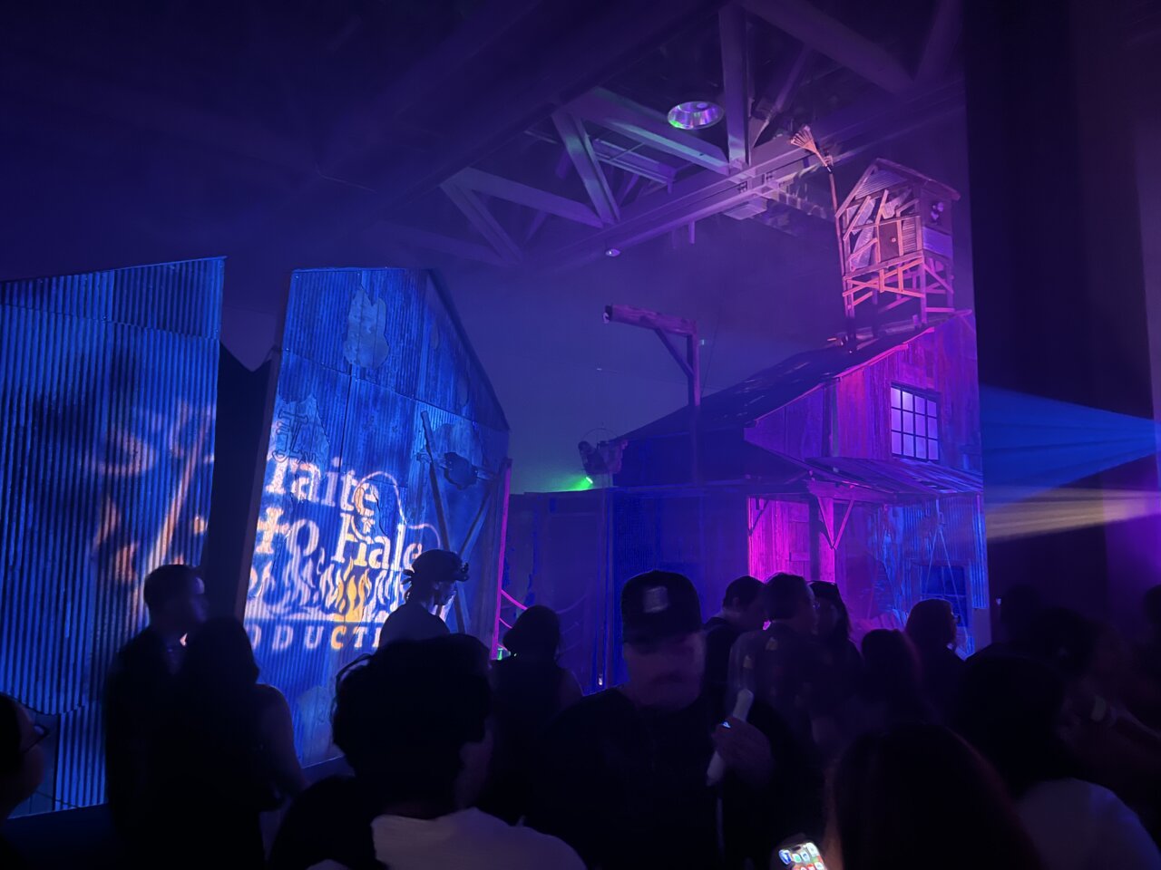 Straite to Hale Productions's haunt showcase in the Hall of Shadows.
