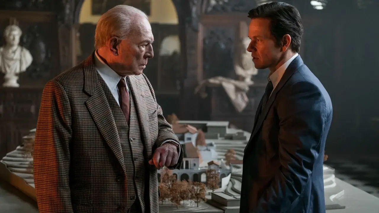 Taking Up Spacey: J. Paul Getty (Christopher Plummer) and Fletcher (Mark Wahlberg) in All The Money In The World.