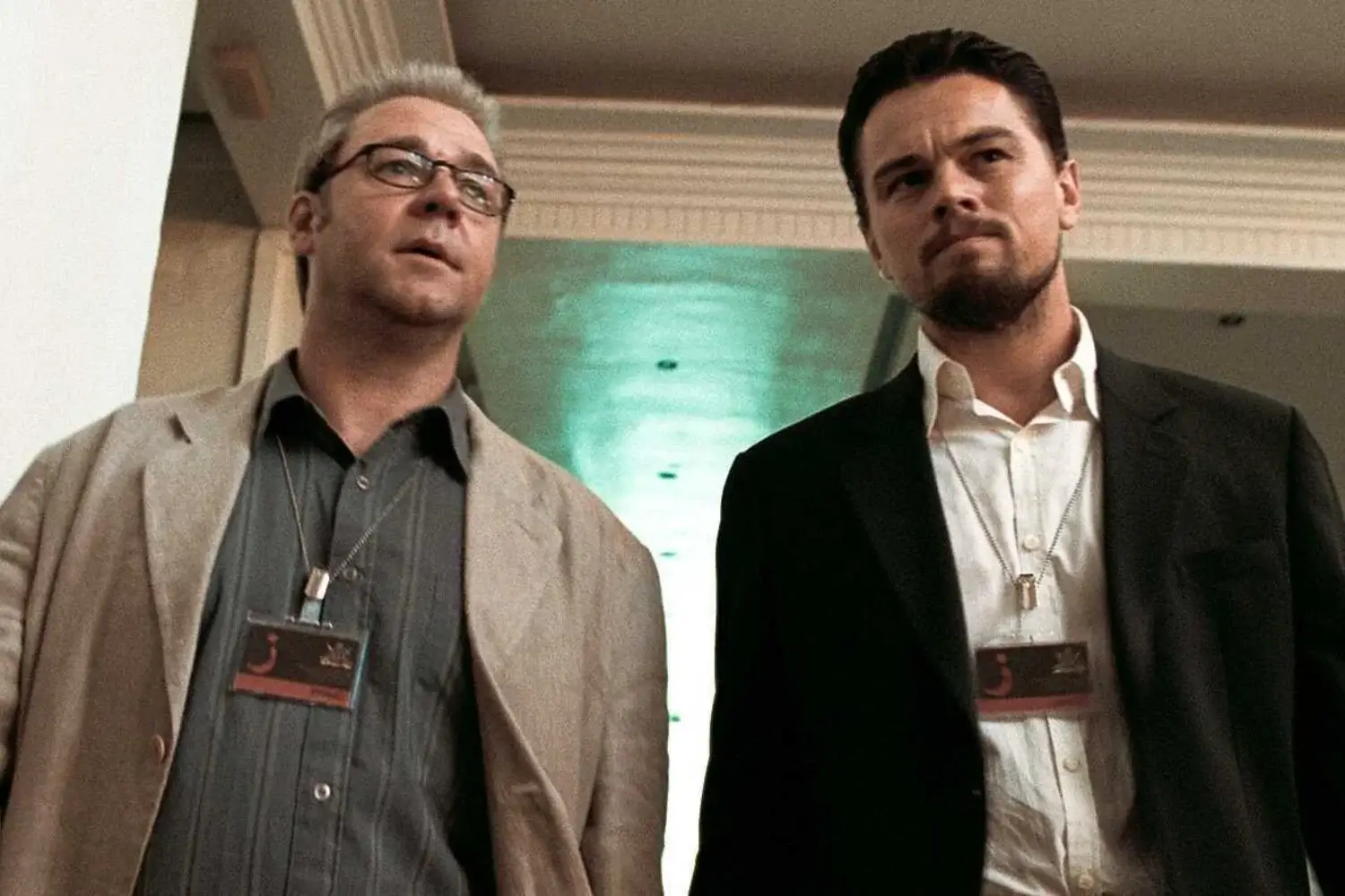 Russell Crowe and Leonardo DiCaprio in Body of Lies.