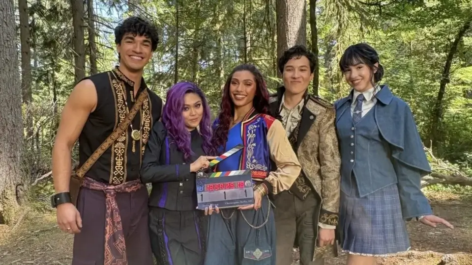 Hidden Heroes: A Descendants Story Reveals New Cast members