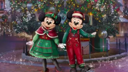 Holidays at the Disneyland Resort Teases Christmas Fantasy Parade & More