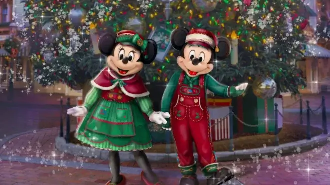 Holidays at the Disneyland Resort Teases Christmas Fantasy Parade & More