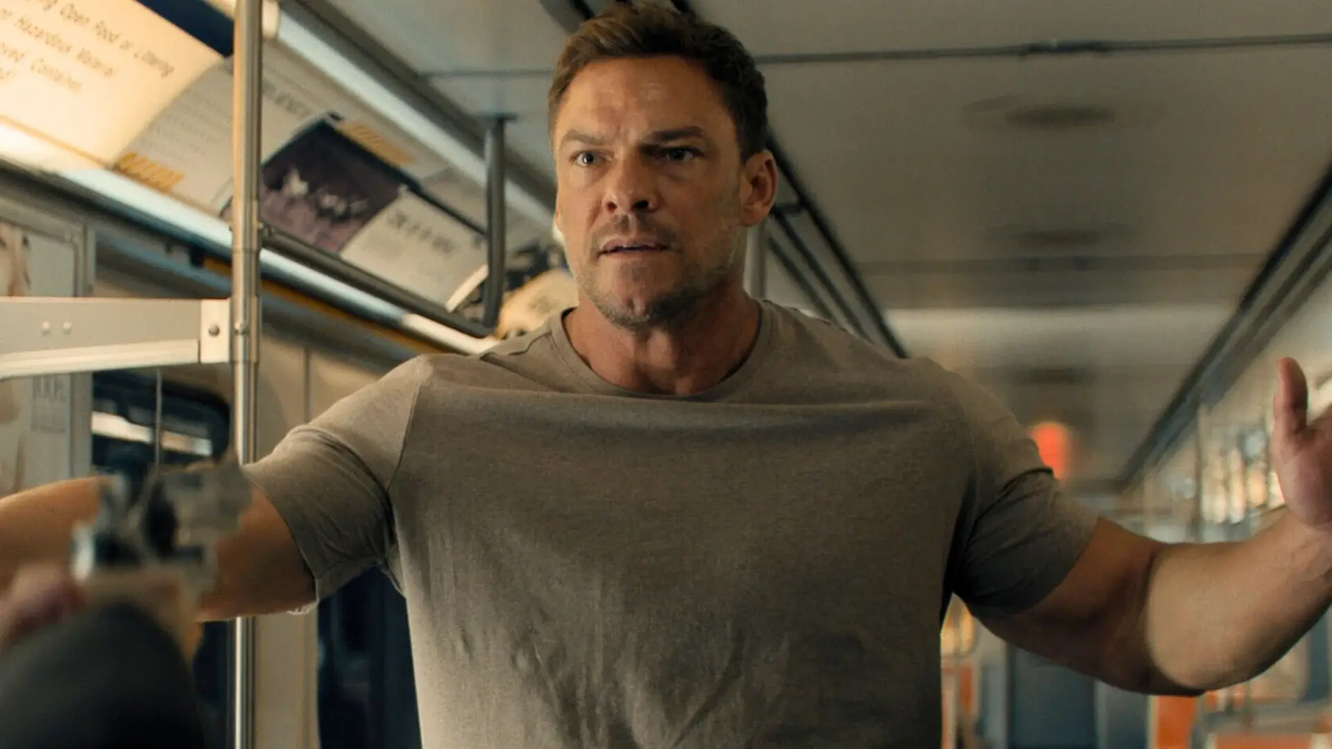 Alan Ritchson in Reacher Season 4