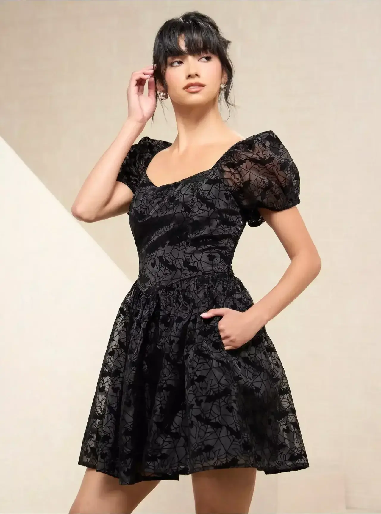 Spiderweb Puff Sleeve dress.